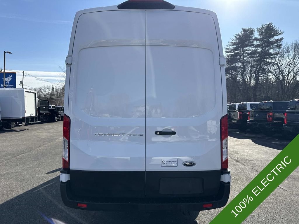 Used 2022 White Ford Electric image 4