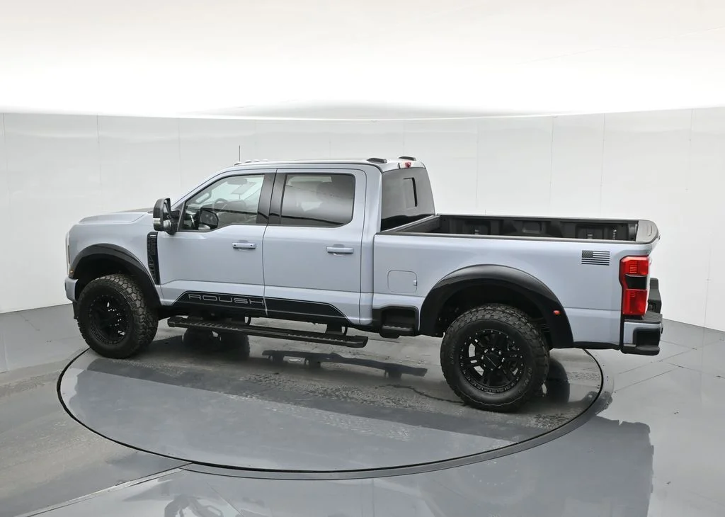 New 2026 Glacier Gray Metallic Tri-Coat Ford Lariat image 46