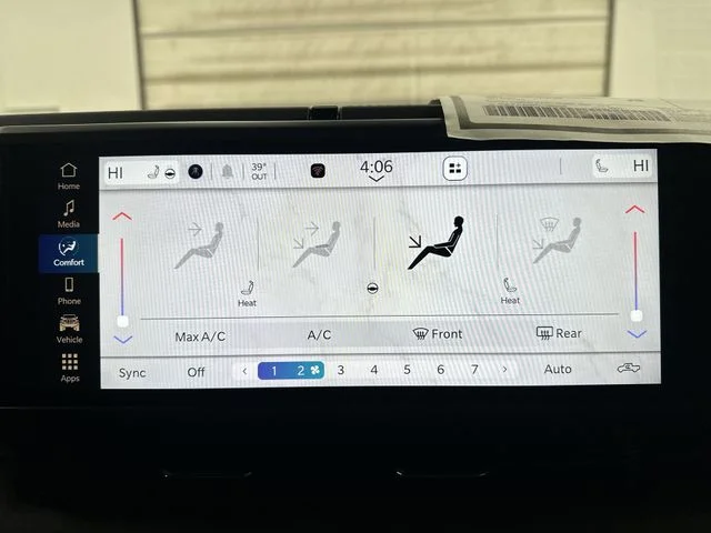 New 2026 Granite Crystal Metallic Clear-Coat Exterior Paint Jeep Sahara image 17