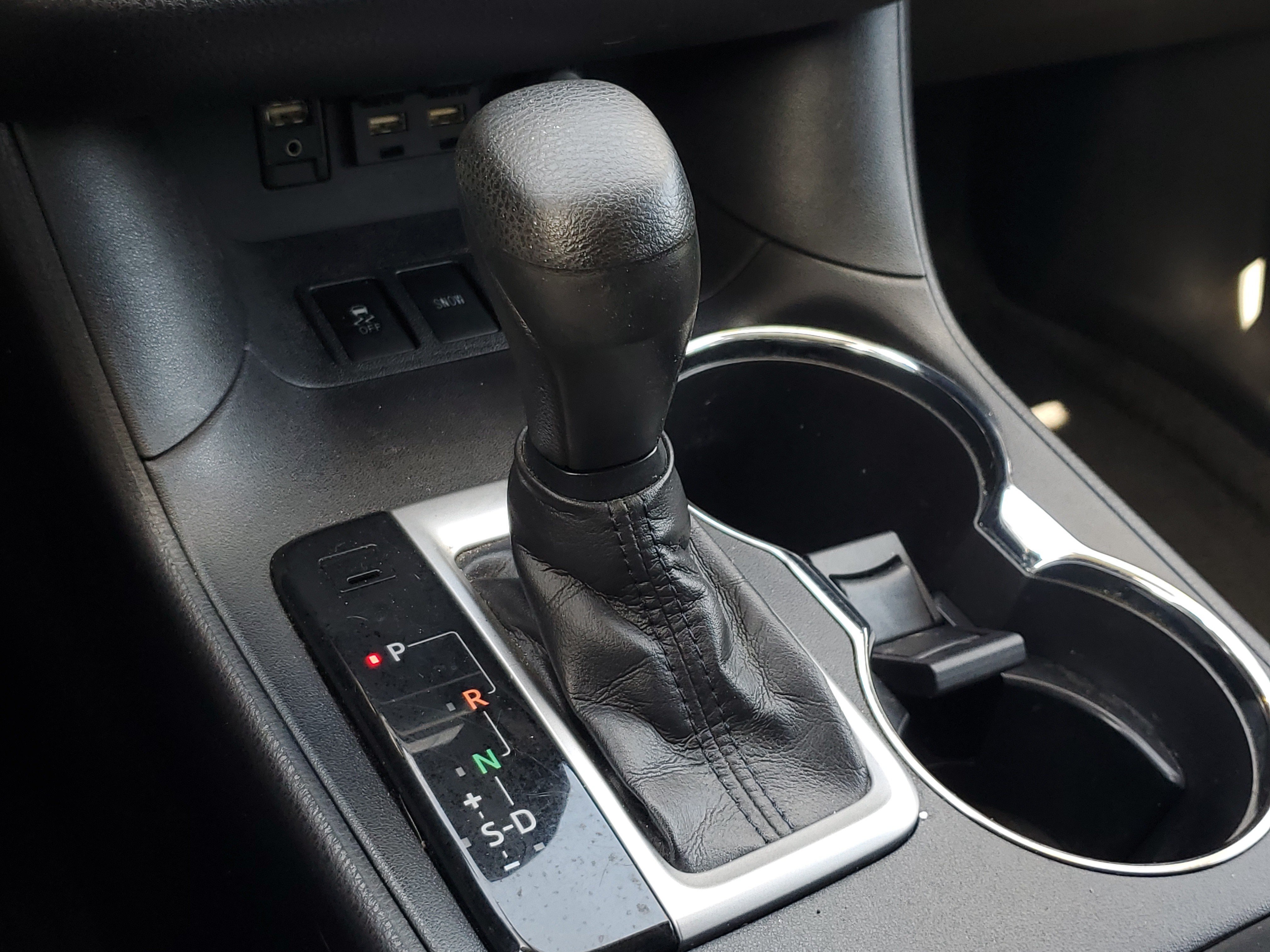 Used 2019 Celestial Silver Metallic Toyota LE image 31