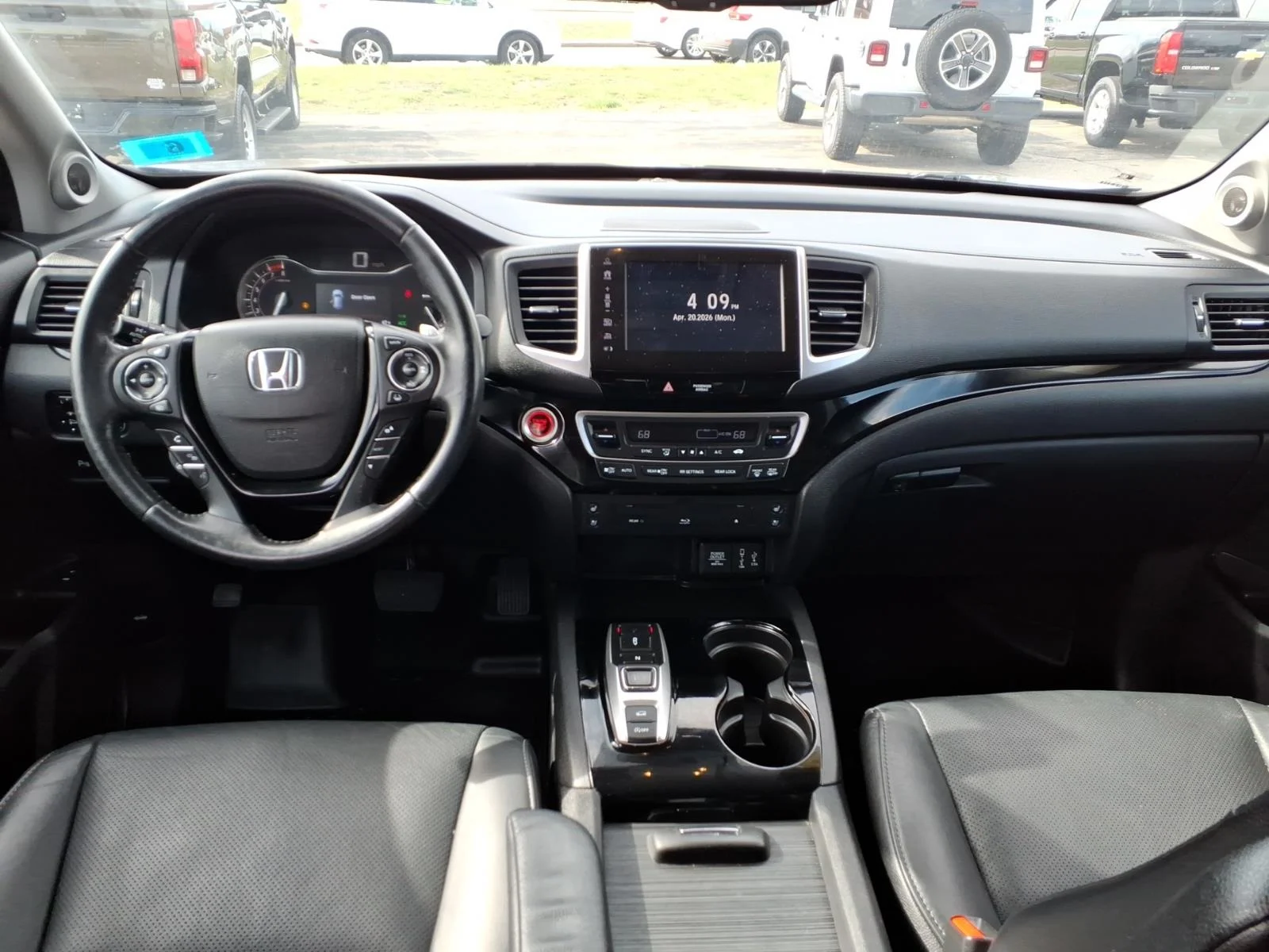 Used 2018 Gray Honda Elite image 15