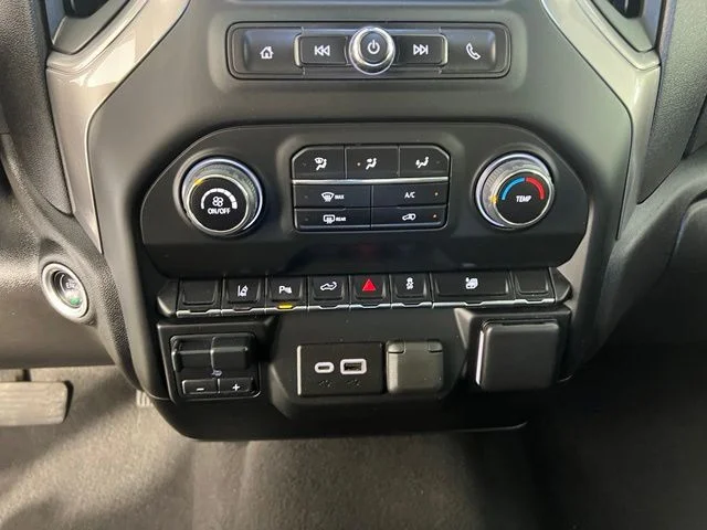 Used 2024 White Chevrolet Custom image 23