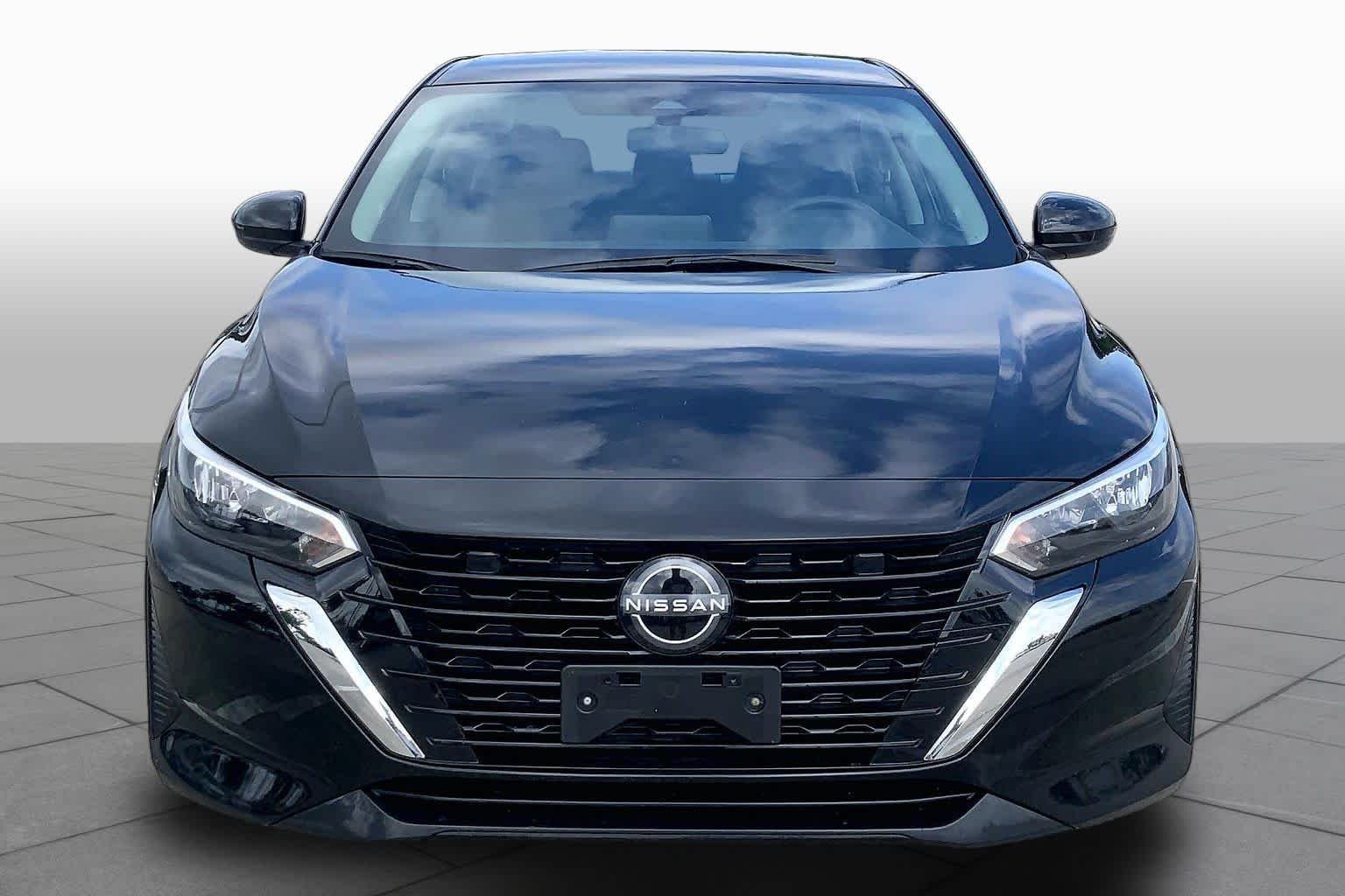 Used 2024 Super Black Nissan SV image 4