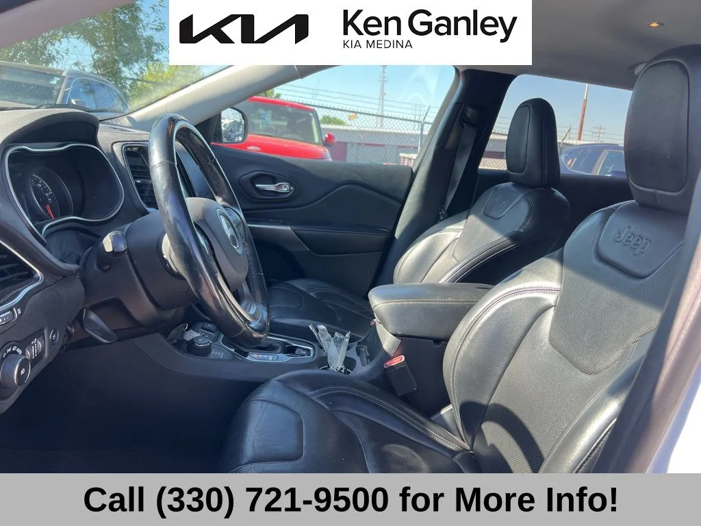 Used 2019 White Jeep Limited image 11