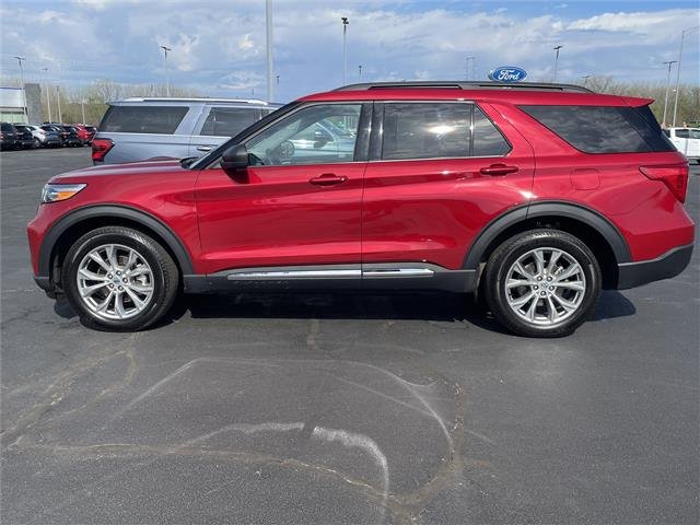 Used 2024 Rapid Red Metallic Tinted Clearcoat Ford XLT image 35