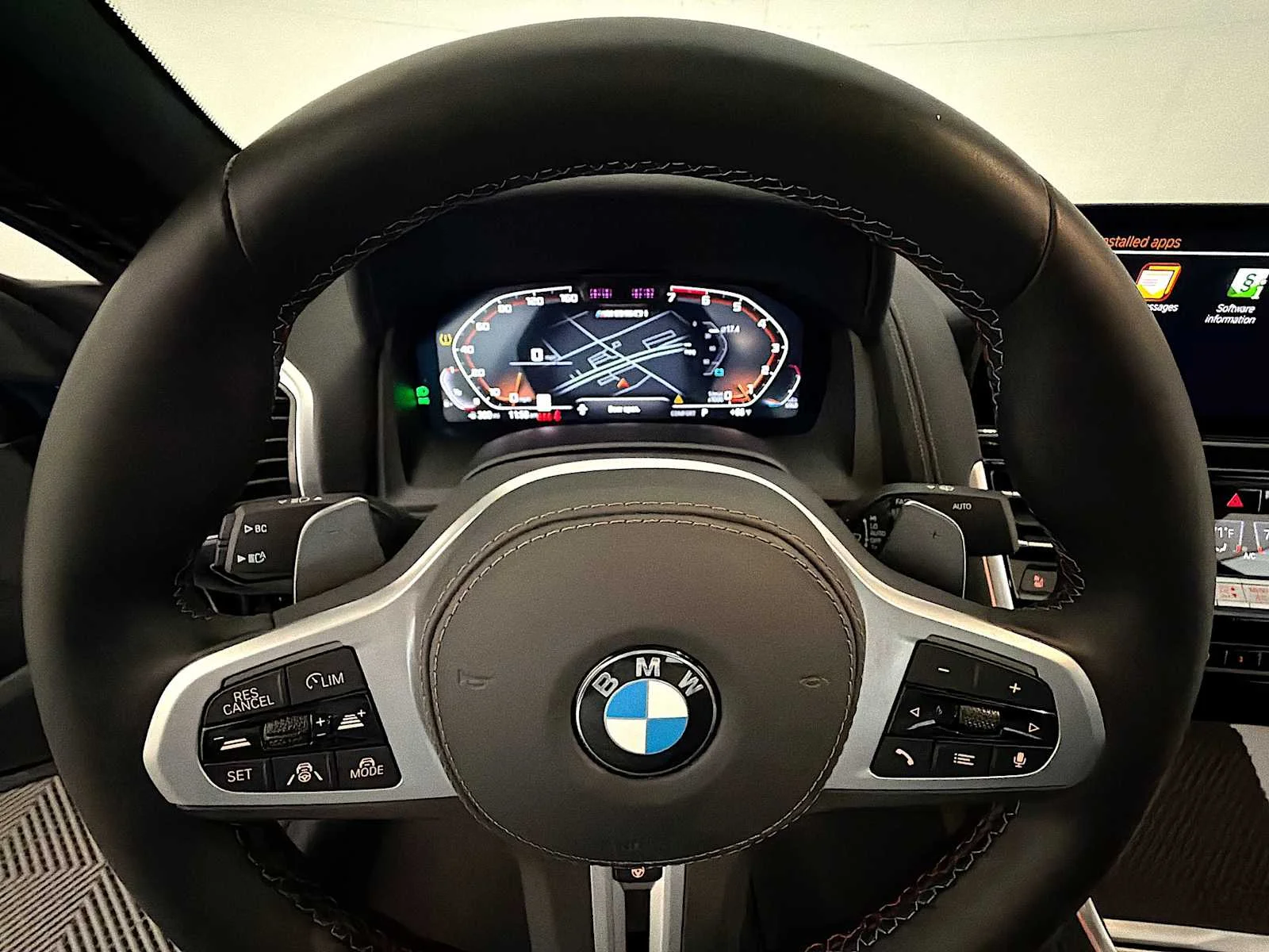2026 BMW 8 Series M850i - Photo 13
