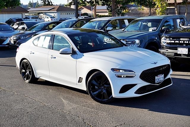 Used 2023 White Genesis 2.0T image 2