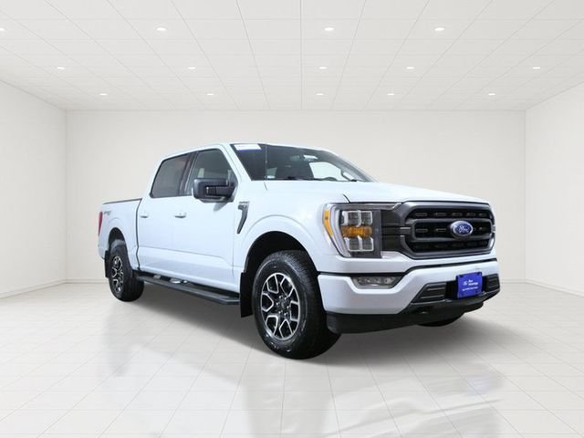 Certified Used 2022 White Ford XLT image 1