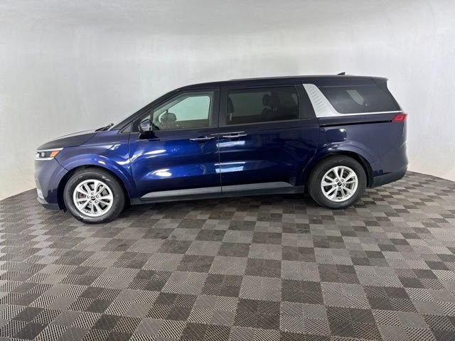 Used 2022 Blue Kia LXS image 10