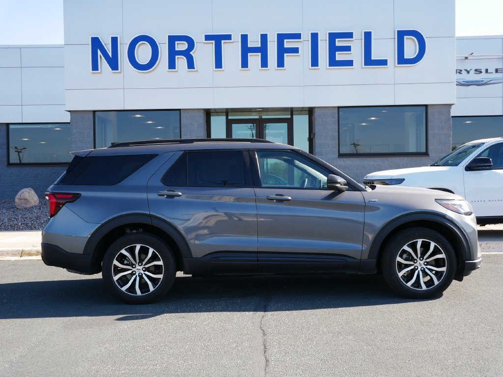 2025 Ford Explorer
