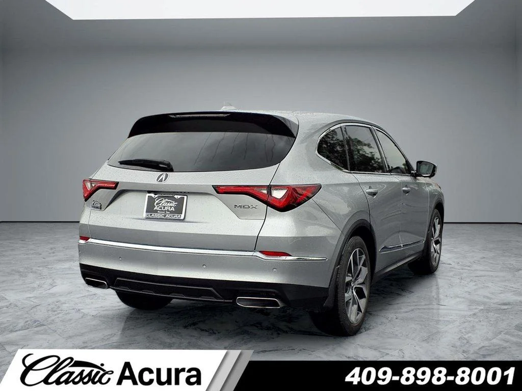 Used 2023 Lunar Silver Metallic Acura FWD w/Technology Package image 6