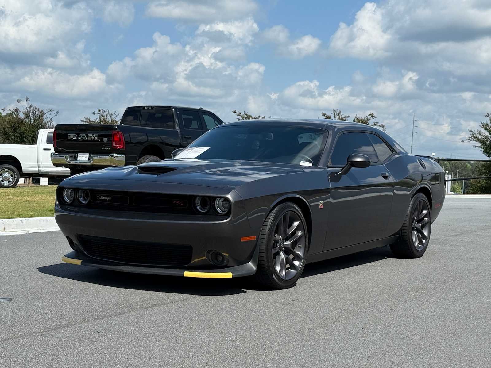 2023 Dodge Challenger R/T Scat Pack's photo