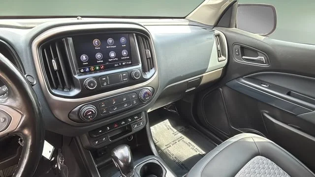 Used 2022 SATIN STEEL METALLIC Chevrolet 4WD Z71 image 24