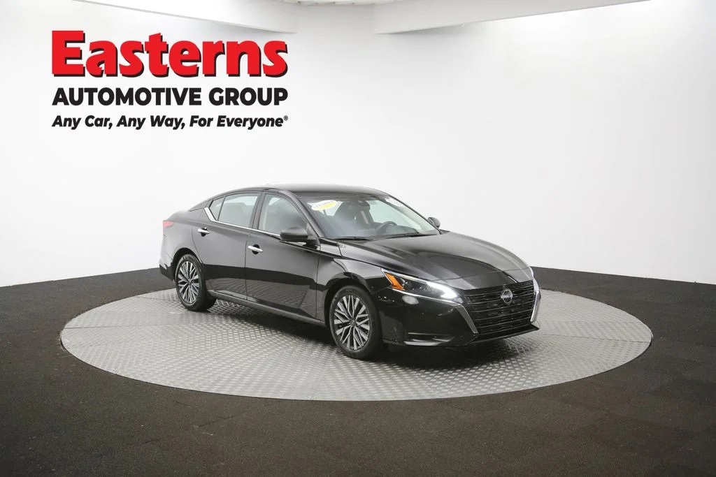 Used 2024 Black Nissan 2.5 SV image 46