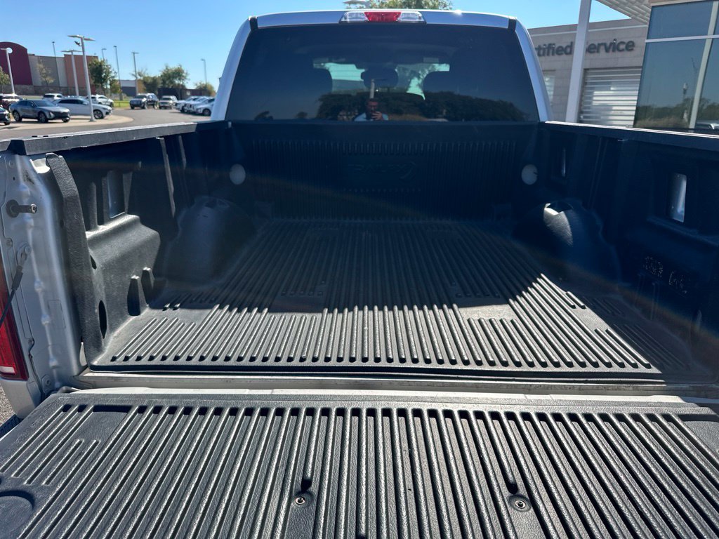 Used 2019 Silver Ford XLT image 11