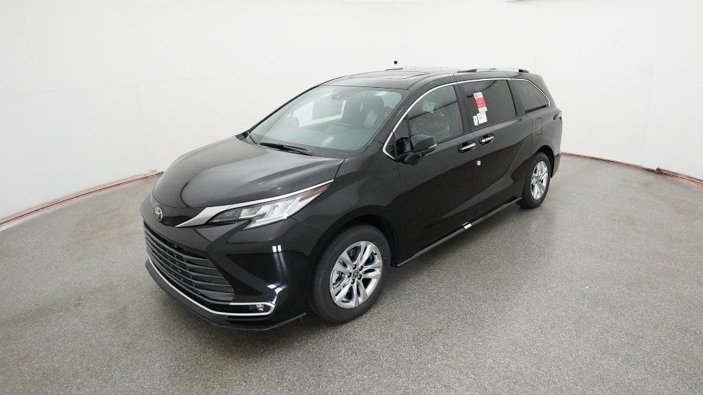2026 Toyota Sienna Limited 7-Passenger Hybrid FWD's photo