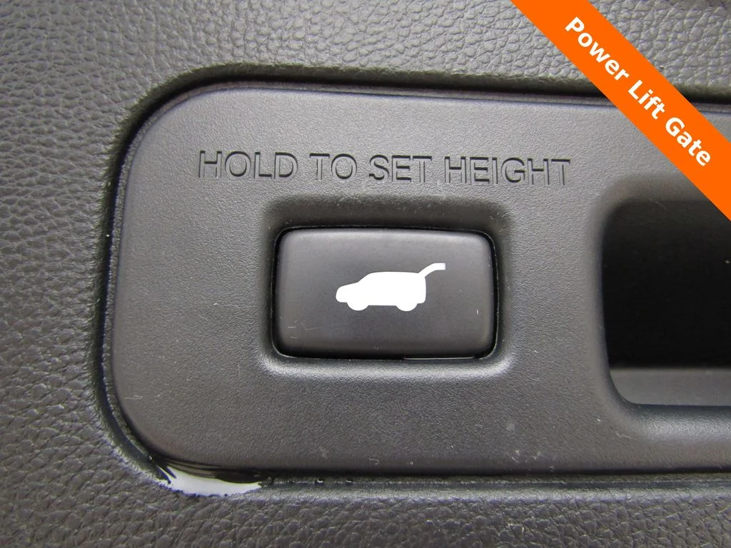 Used 2022  Acura Type S image 22