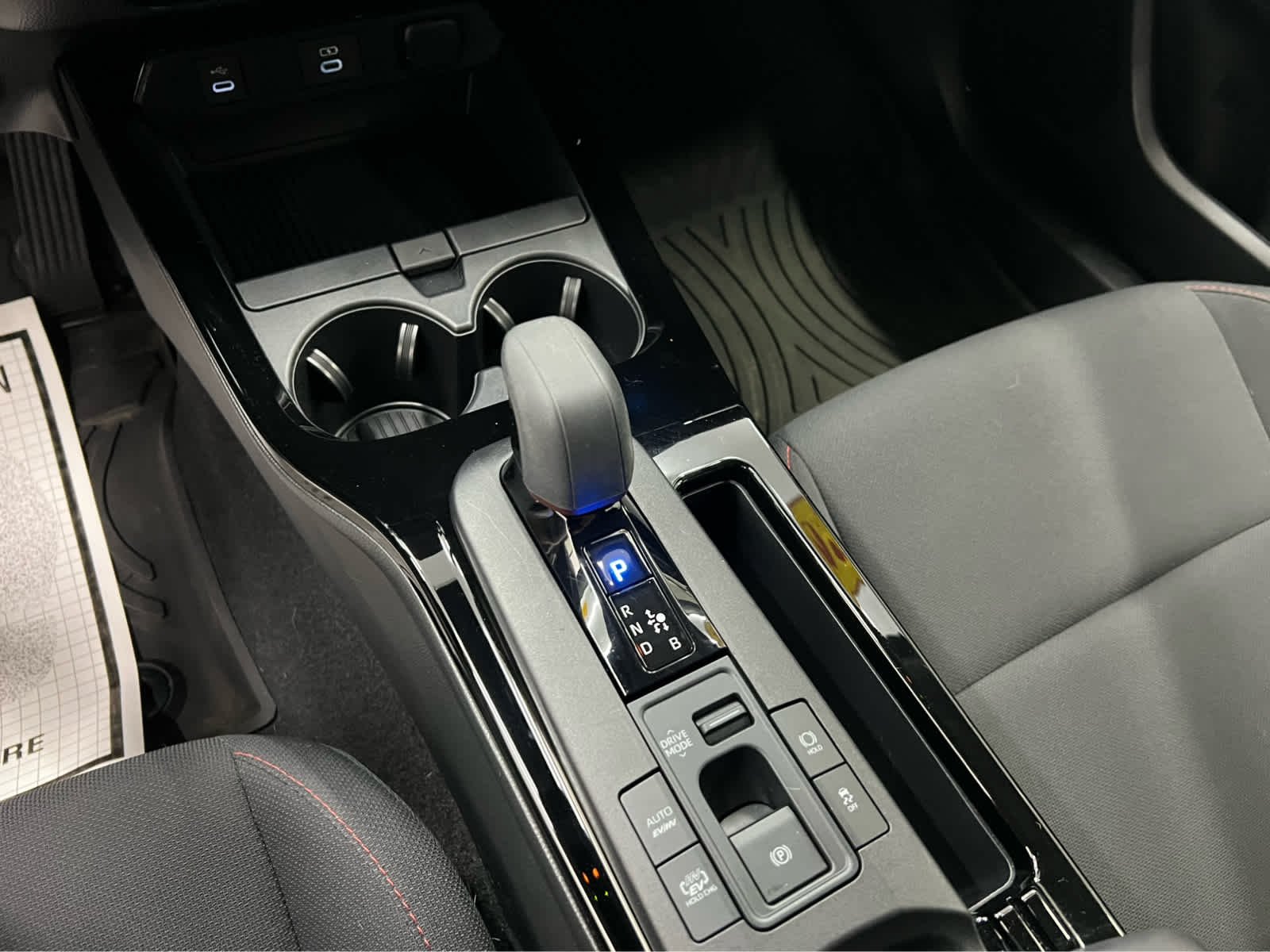 Used 2024 Cutting Edge Toyota SE image 21