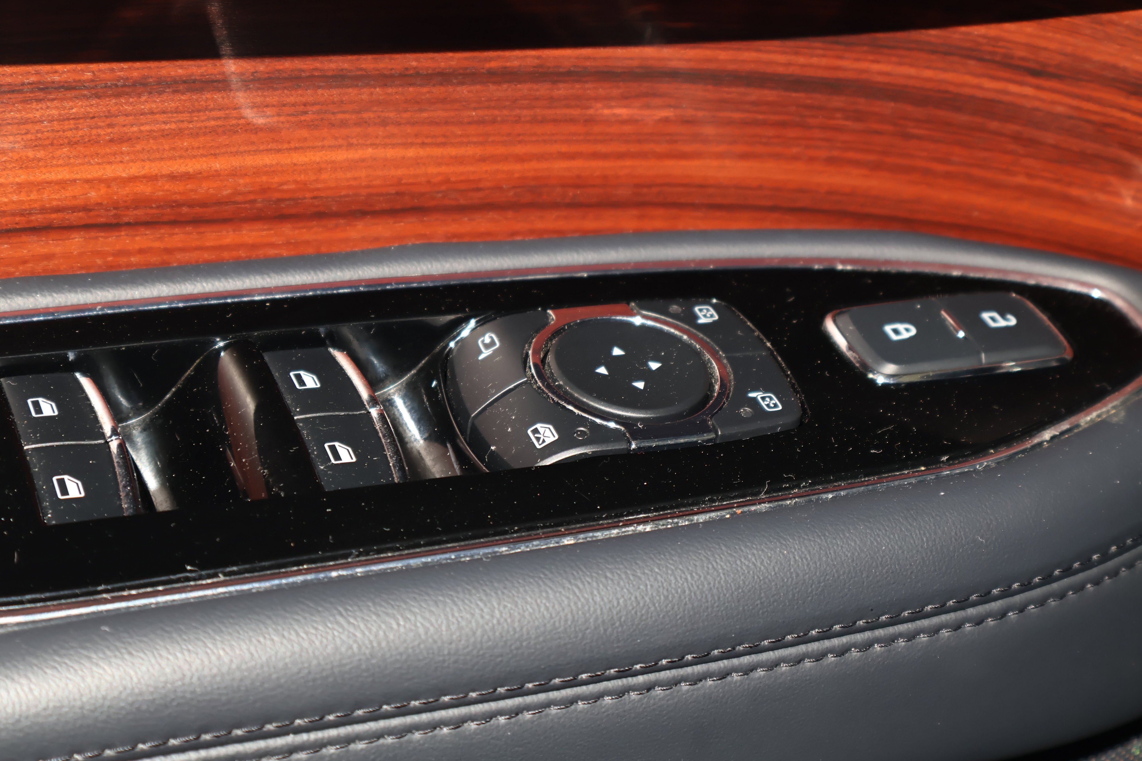 2024 Lincoln Navigator Premiere - Photo 37