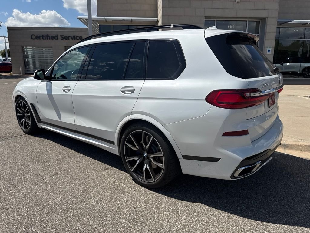 Used 2019 White BMW xDrive50i image 5