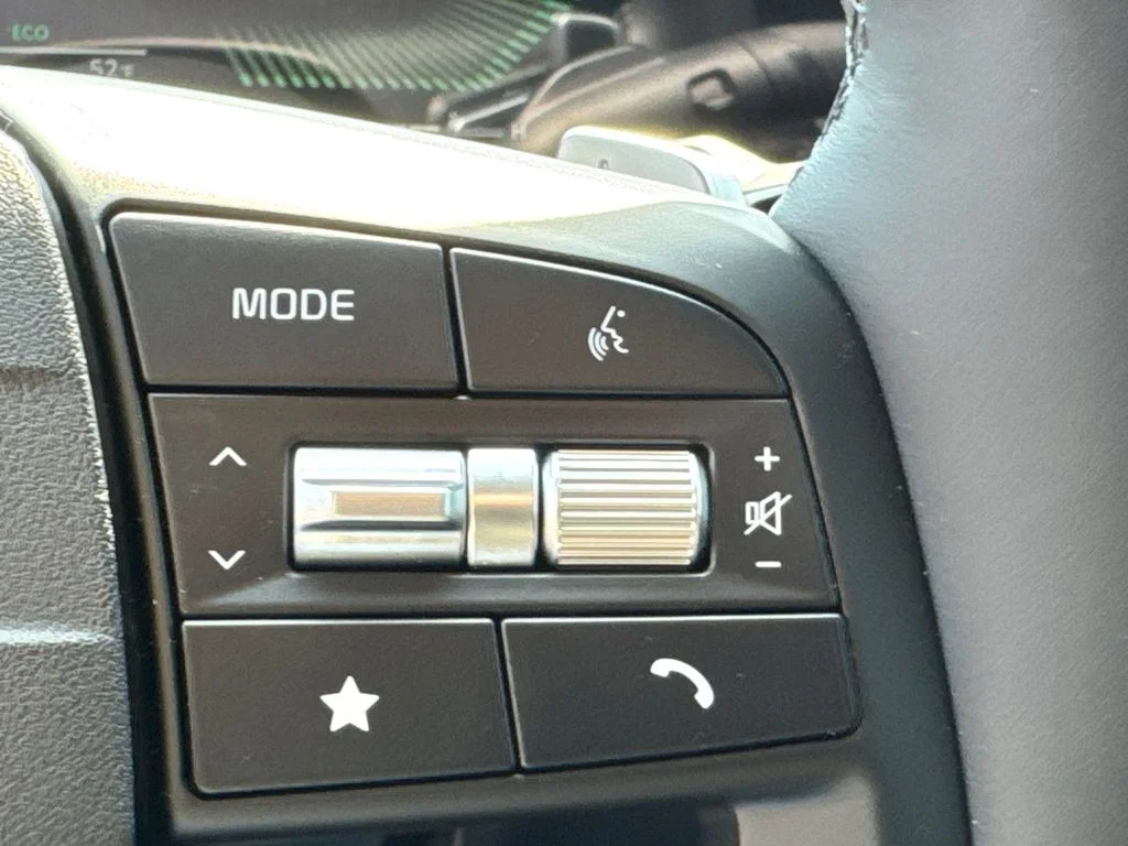 New 2026 Steel Gray Kia LX image 25