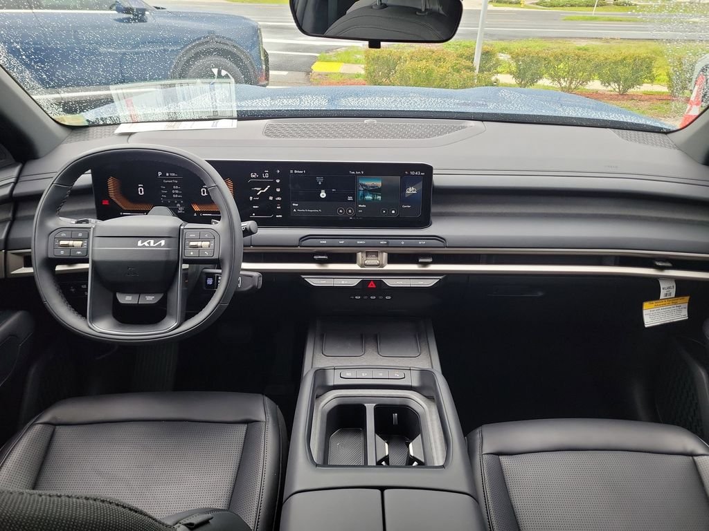 New 2027 Black Kia S image 18
