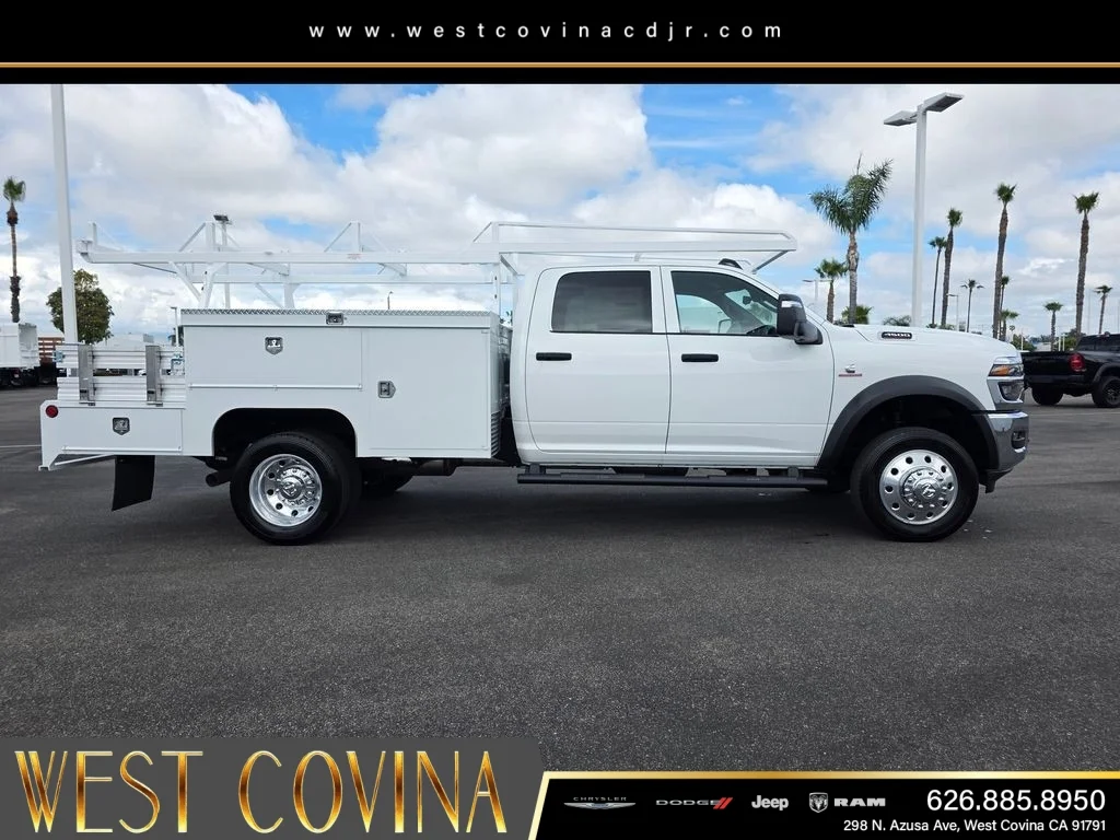 New 2026 Bright White Clear-Coat Exterior Paint RAM Tradesman image 4