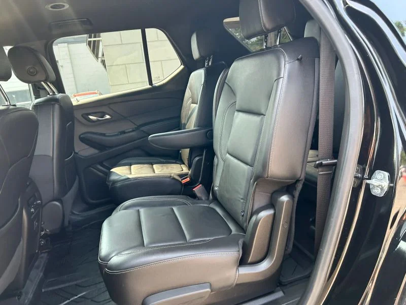 Used 2022 Black Chevrolet LT Sport Utility 4D image 36