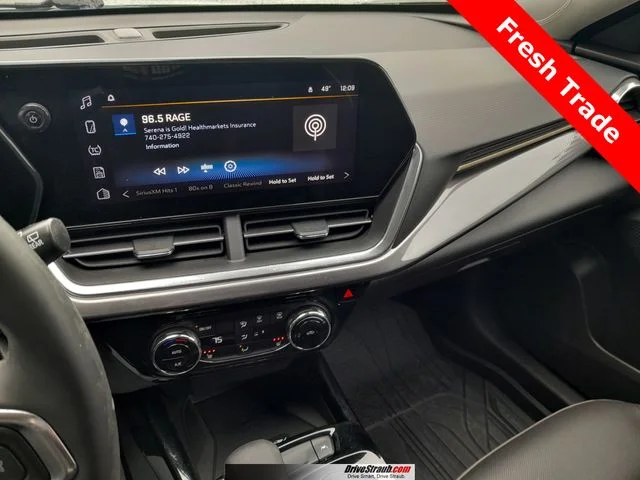 Used 2025 Green Chevrolet ACTIV image 19