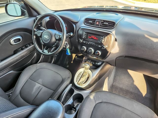 Used 2014 Black Kia Plus image 18