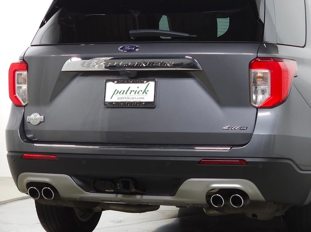 Used 2023 Gray Metallic Ford King Ranch image 12