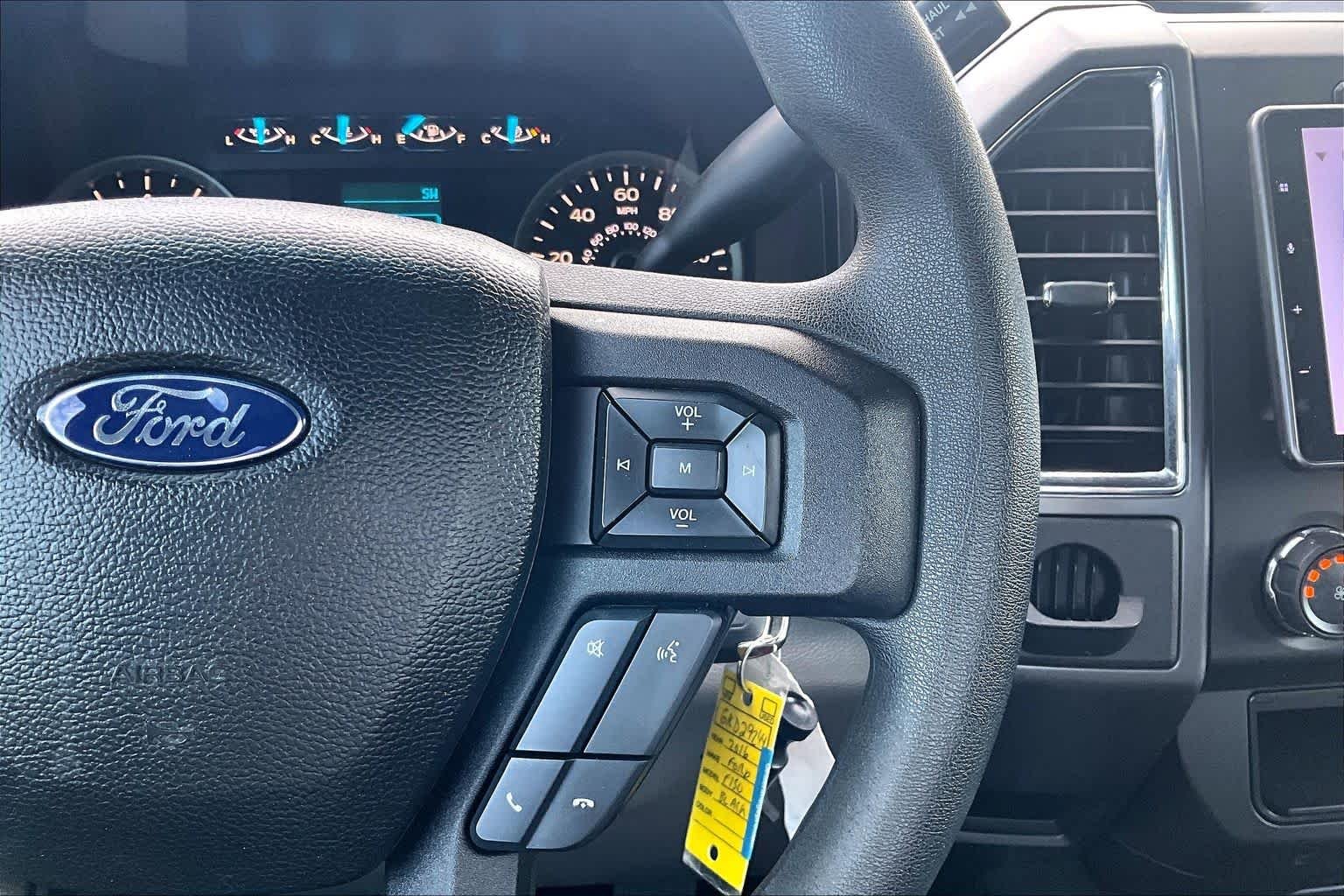 Used 2016 Shadow Black Ford XLT image 25