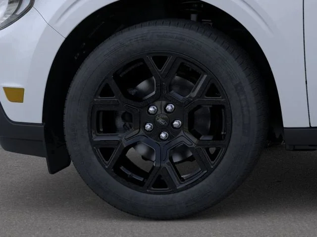 New 2026 Space White Metallic Ford XLT image 20