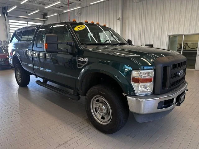 Used 2010 Green Ford XL image 3