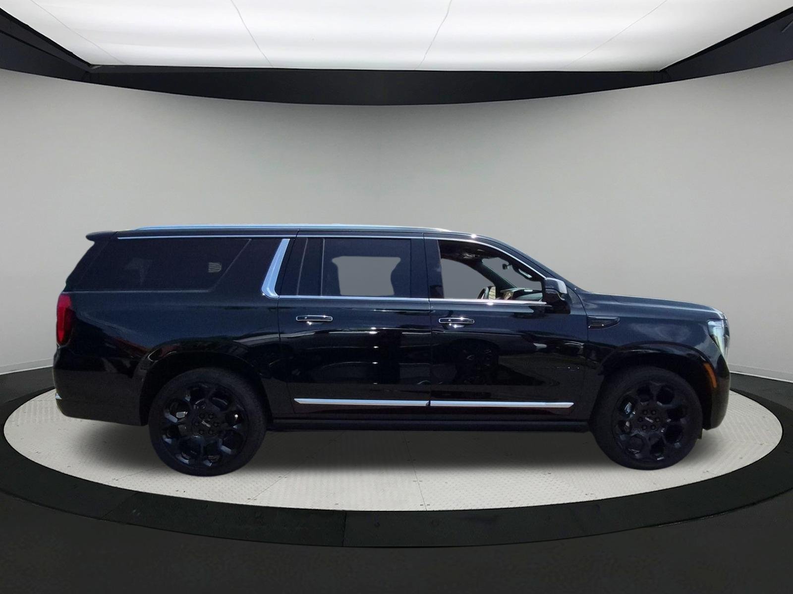 2026 GMC Yukon XL Denali - Photo 6