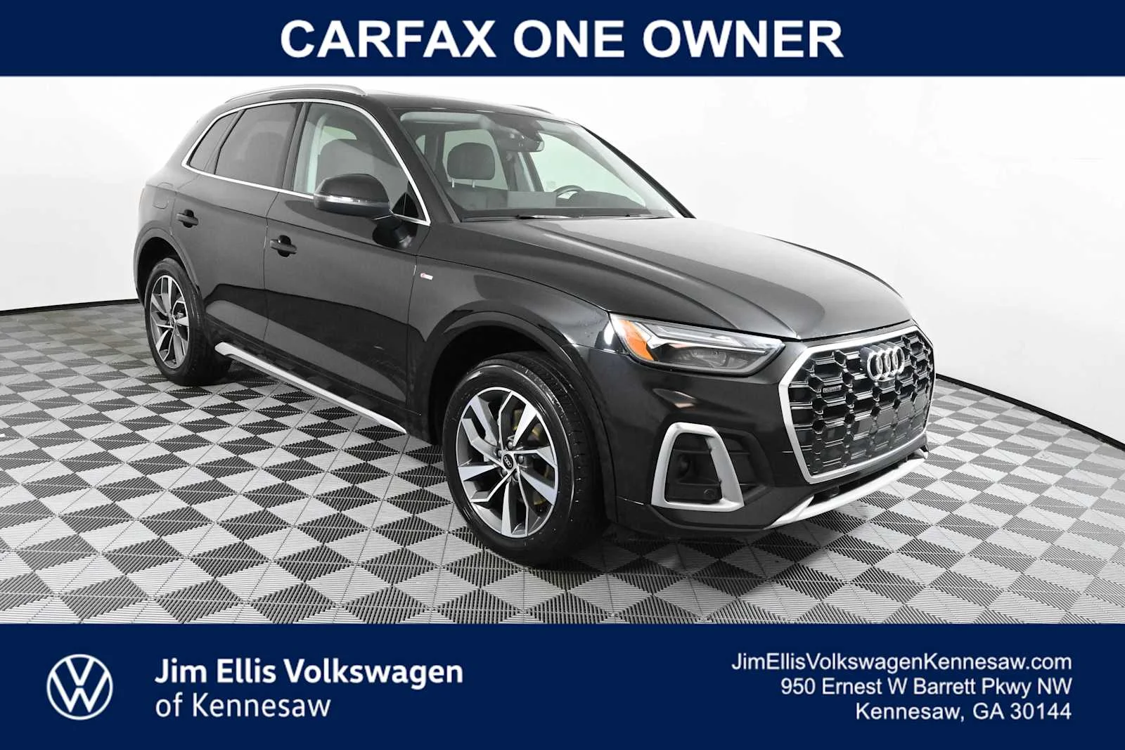 2024 Audi Q5 45 Premium Plus's photo