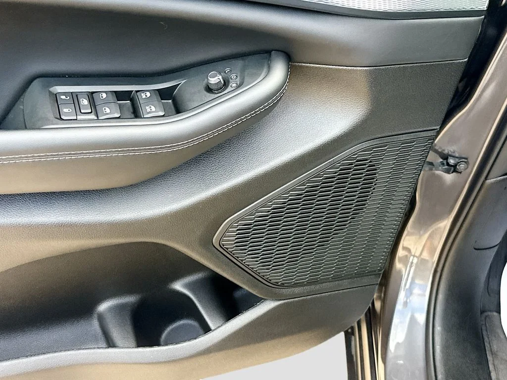 Used 2025 Gray Jeep Laredo image 20