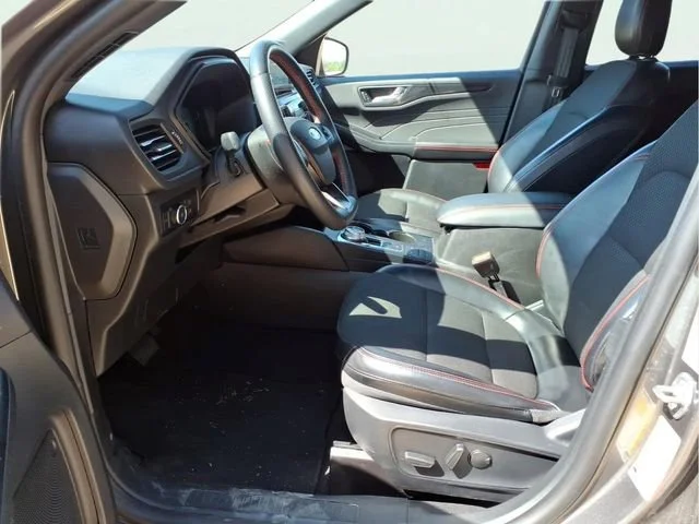 Used 2025  Ford ST-Line Select image 16
