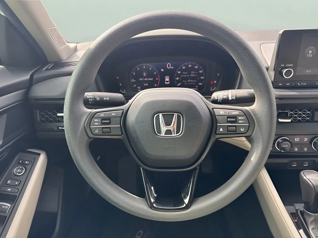 Used 2024 White Honda EX image 14