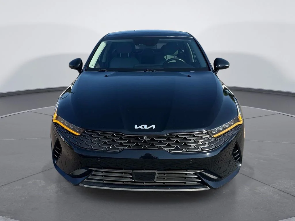 Used 2022 Black Kia EX image 2