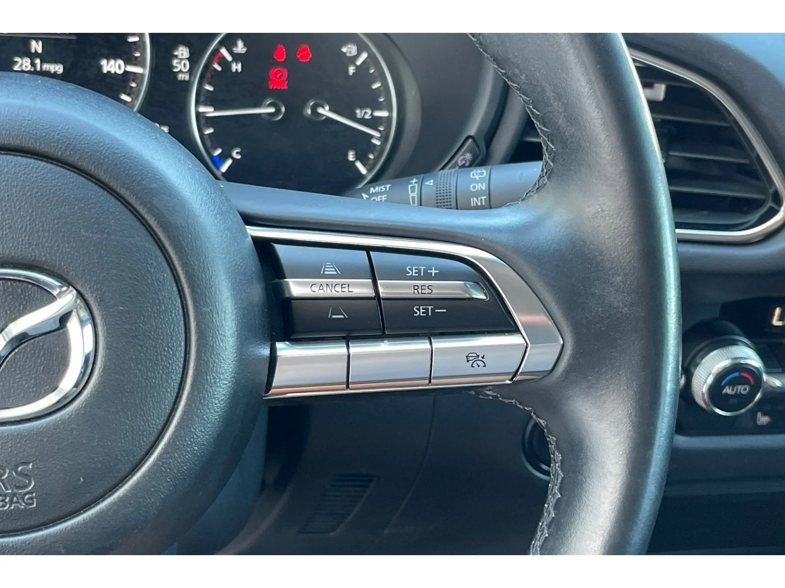 Used 2023 Platinum Quartz Metallic Mazda 2.5 S Preferred Package image 37