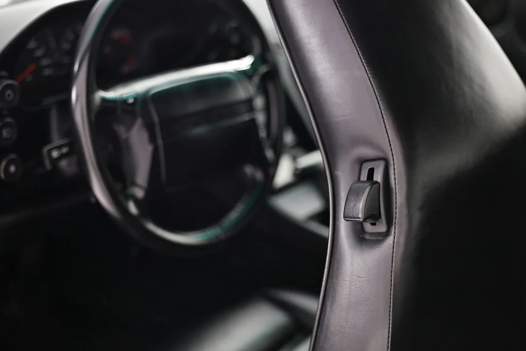 Used 1994  Porsche GTS image 29