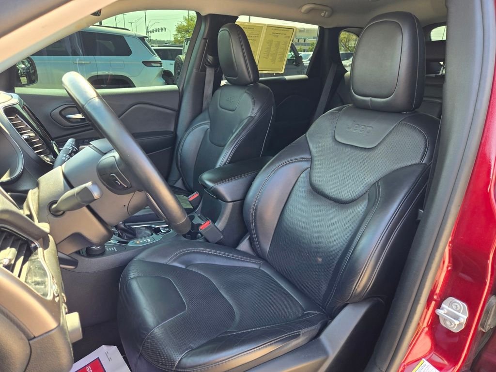 Used 2019 Red Jeep Limited image 15