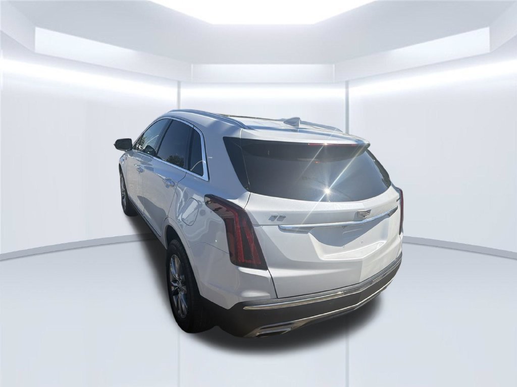 Used 2022 White Cadillac Premium Luxury image 4
