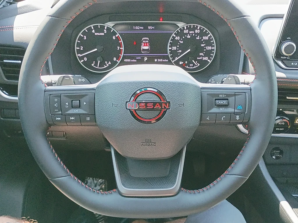 Used 2025 Everest White Pearl Nissan Rock Creek image 20