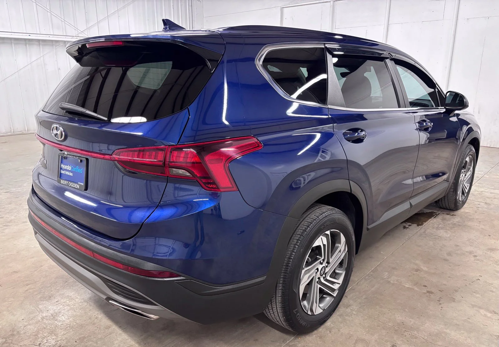 Certified Used 2023 Blue Hyundai SE image 6