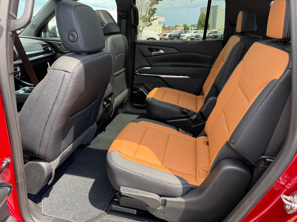 2027 Chevrolet Traverse Z71 - Photo 16