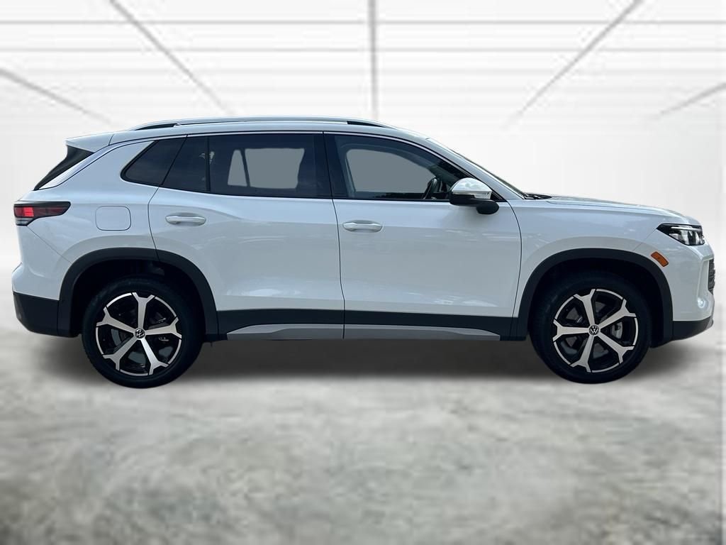 New 2026 White Volkswagen SE image 6
