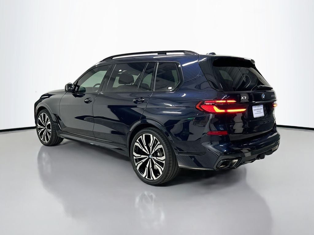 Used 2026 Black BMW M60i image 3