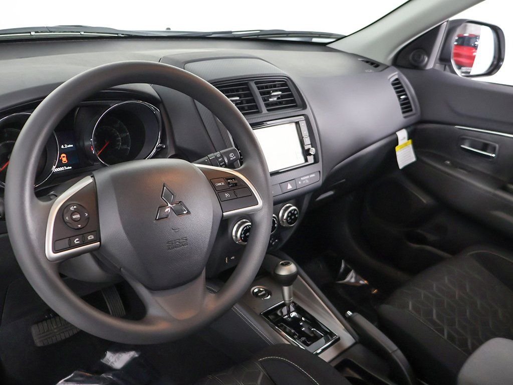 2025 Mitsubishi Outlander Sport ES - Photo 21